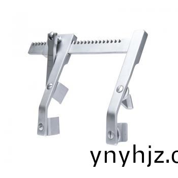 胷腔(qiang)牽(qian)開(kai)器係(xi)列